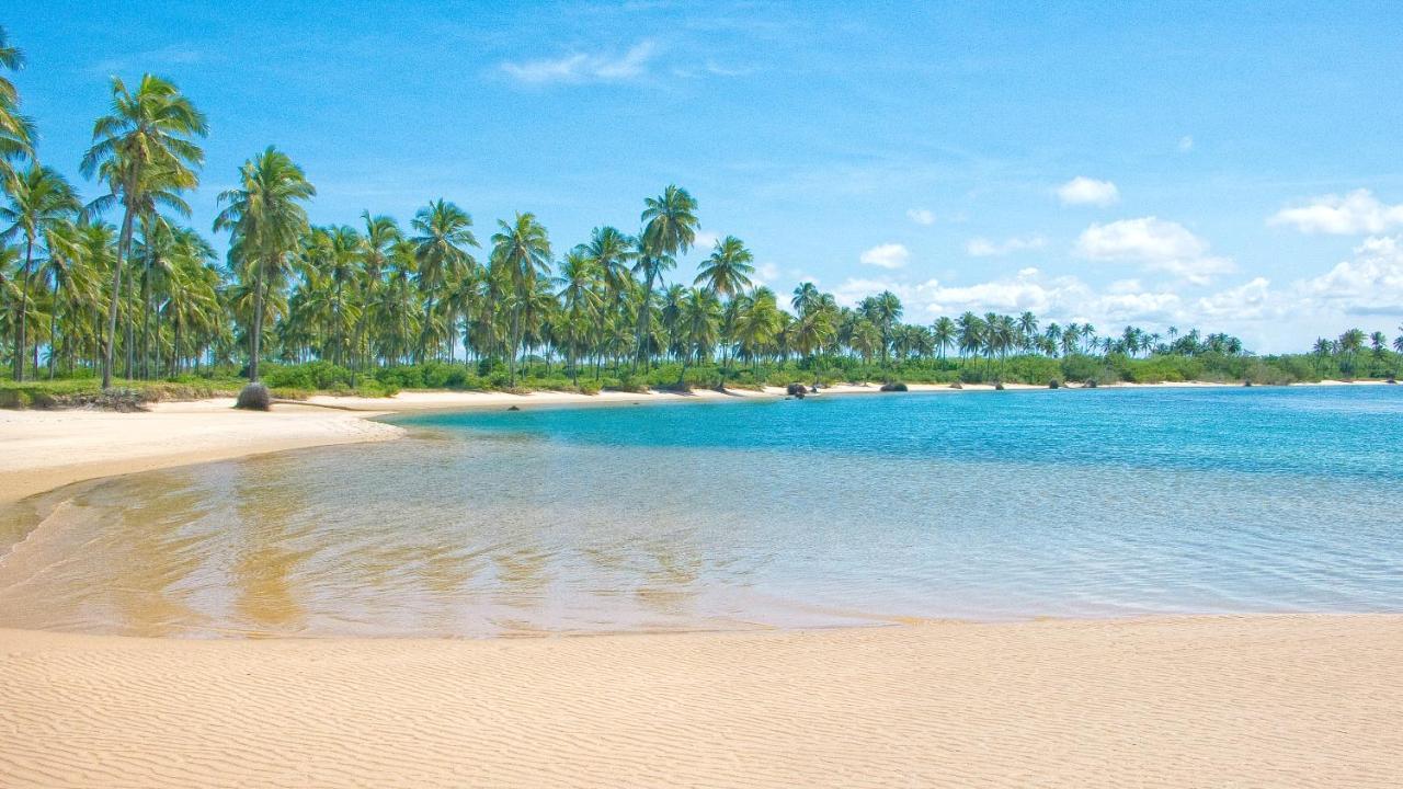 Bangalo De Madeira Em Condominio De Praia Camaçari Екстериор снимка